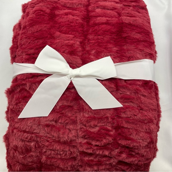 dennis basso Bedding Dennis Basso Hotel Du Cobb Oversized Luxury